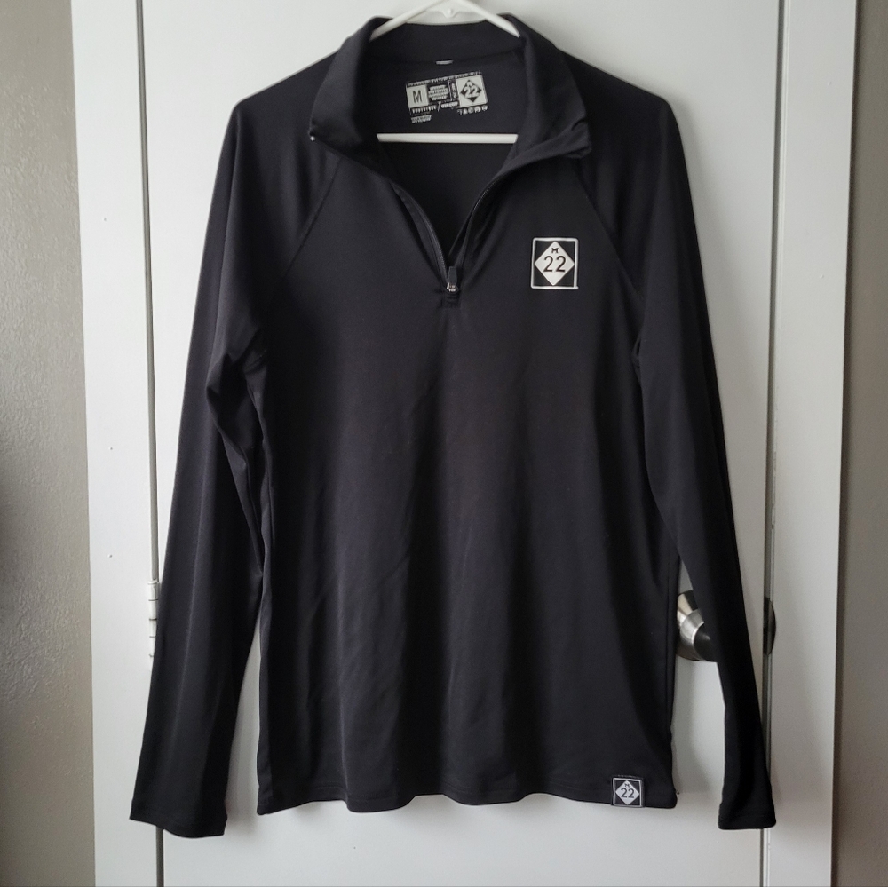 M22 Black 1/4 Zip Pullover